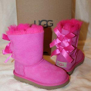 NIB UGG TODDLER BAILEY BOW‎ II WATER RESISTANT SUEDE SHEARLING BOOTS PINK